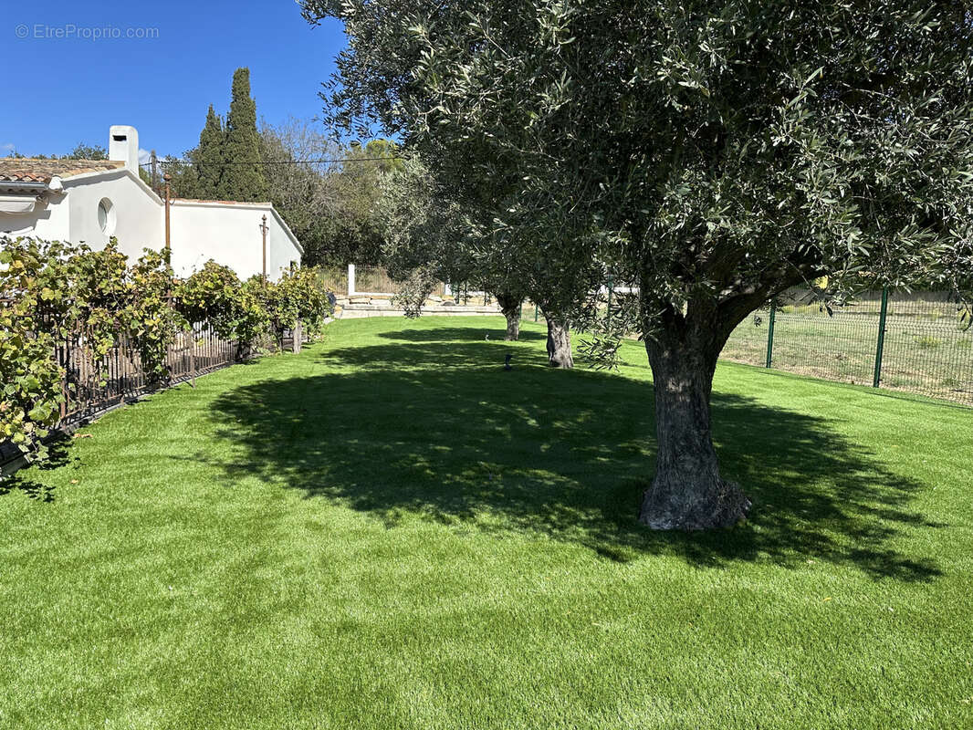 Maison à SIX-FOURS-LES-PLAGES