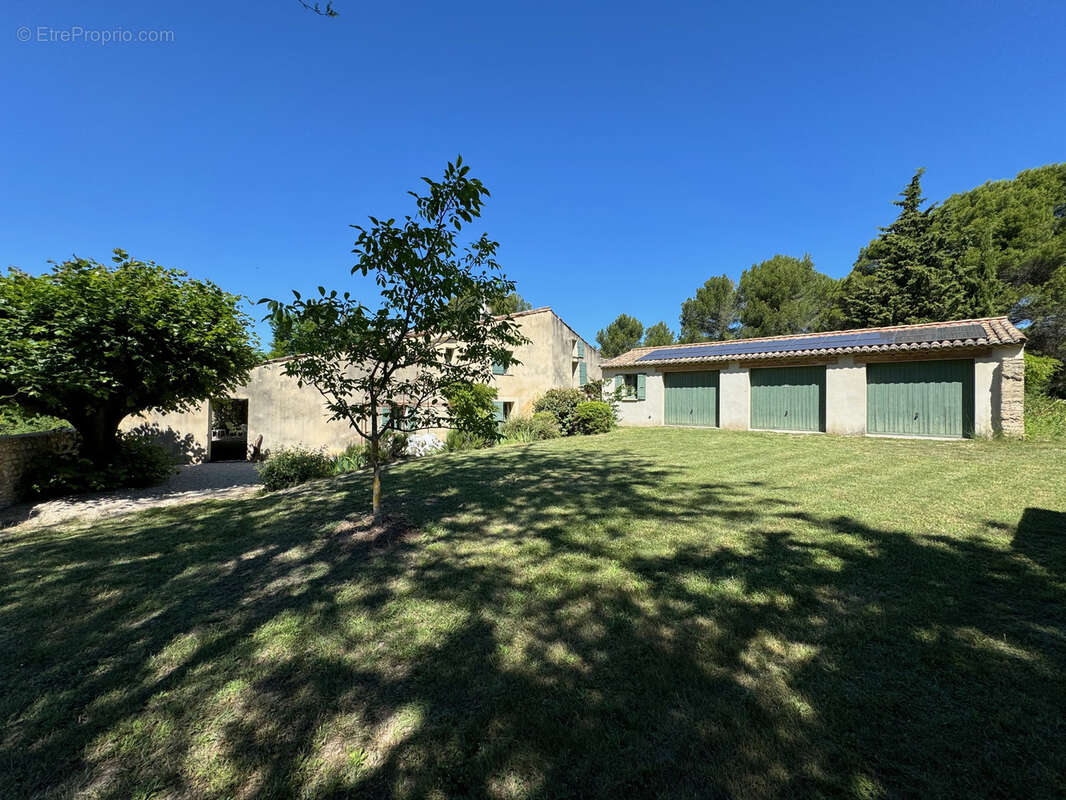 Maison à VAISON-LA-ROMAINE