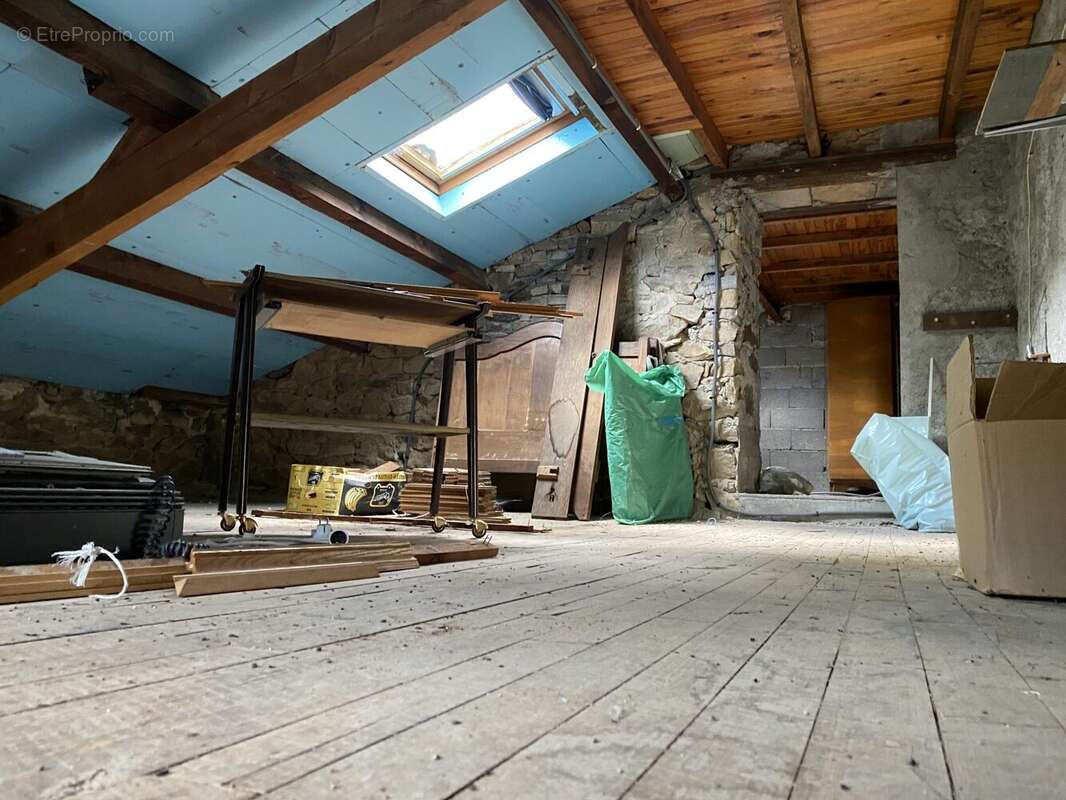 Maison 80 m² à Nedde  - photo 9