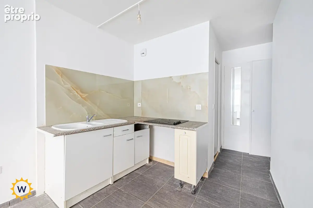 Studio au calme – Quartier de la Madeleine, proche Carlone - photo 4