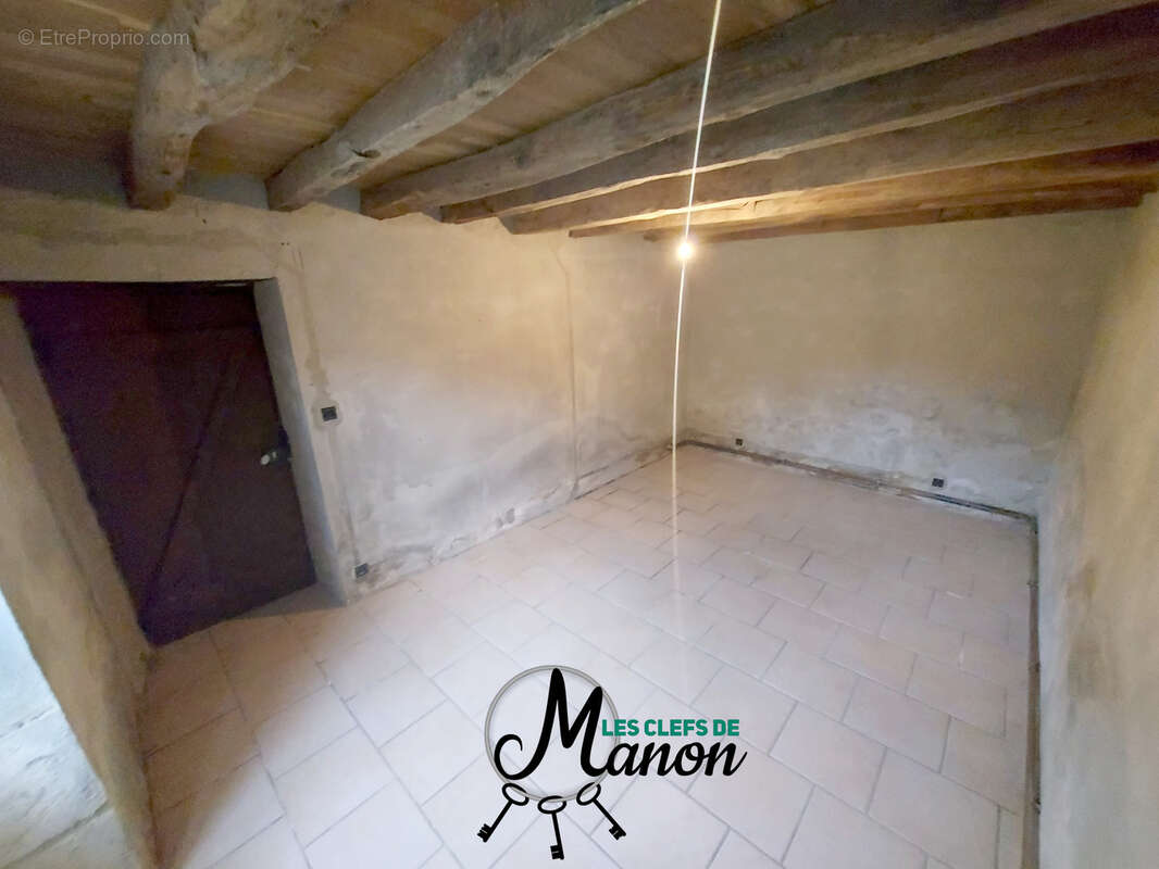 Maison à BESSINES-SUR-GARTEMPE