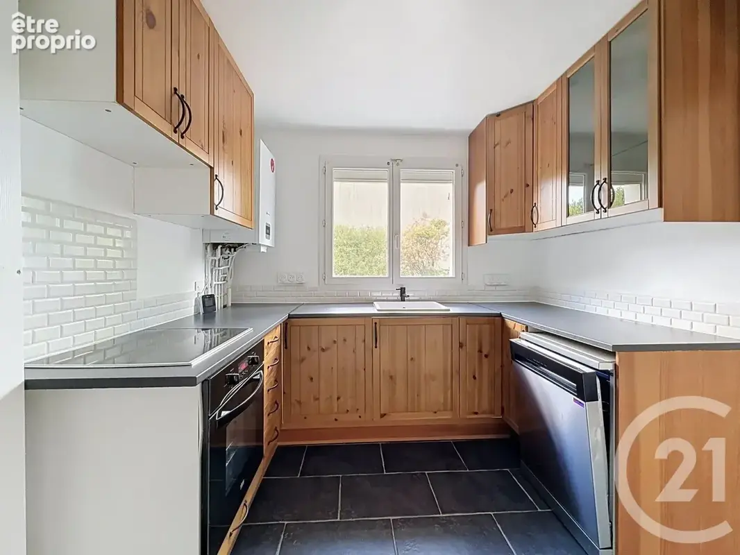 Maison 5 pièces 89 m² à vendre à Moissy-Cramayel (77550) - photo 4