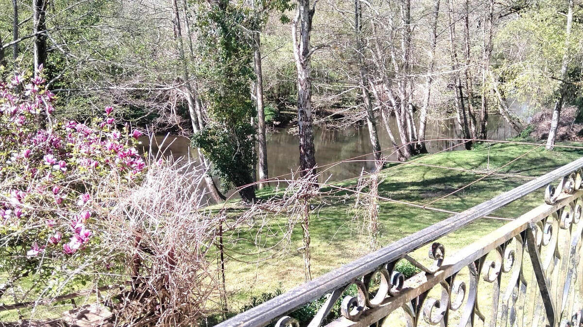 VUE - Maison à ALLOUE