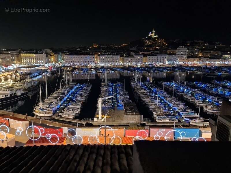 Appartement à MARSEILLE-2E