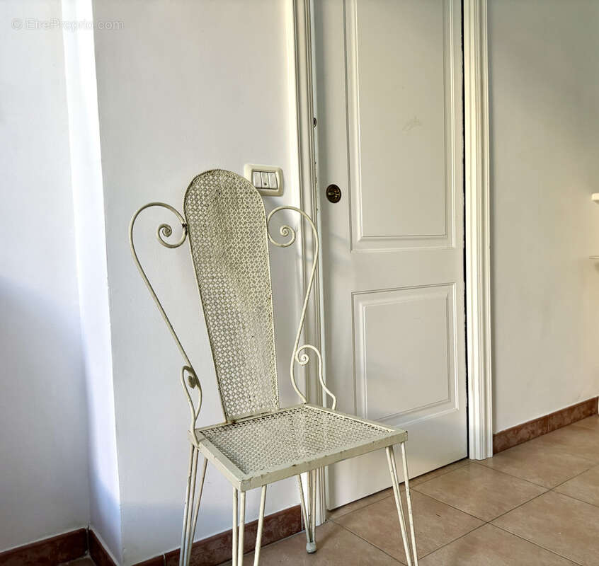 Appartement d’Exception au Cœur d'une Villa en Bord de Mer - photo 8