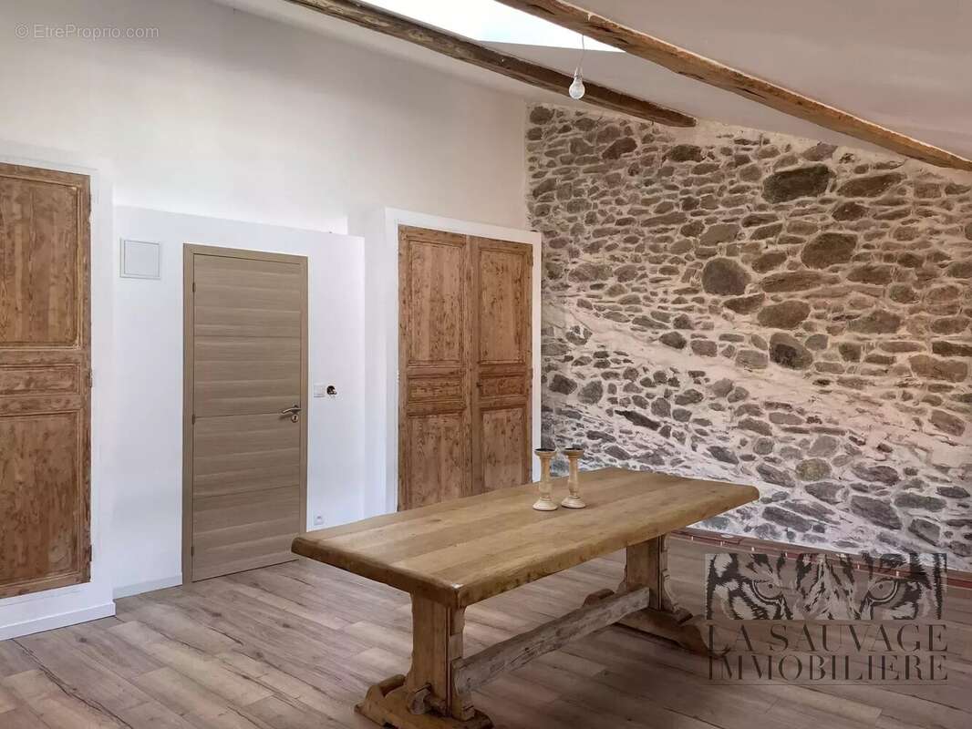 Maison à MONTESQUIEU-DES-ALBERES