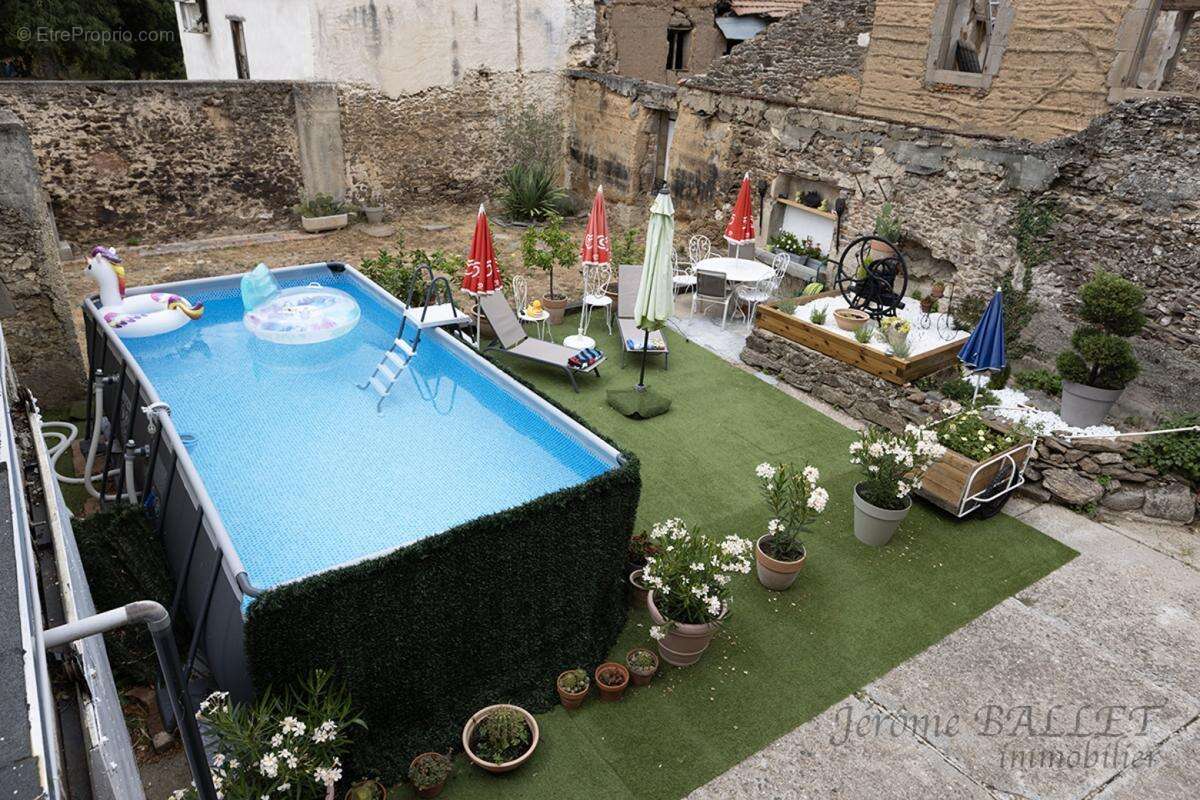 Maison 241 m² à Carmaux  - photo 12