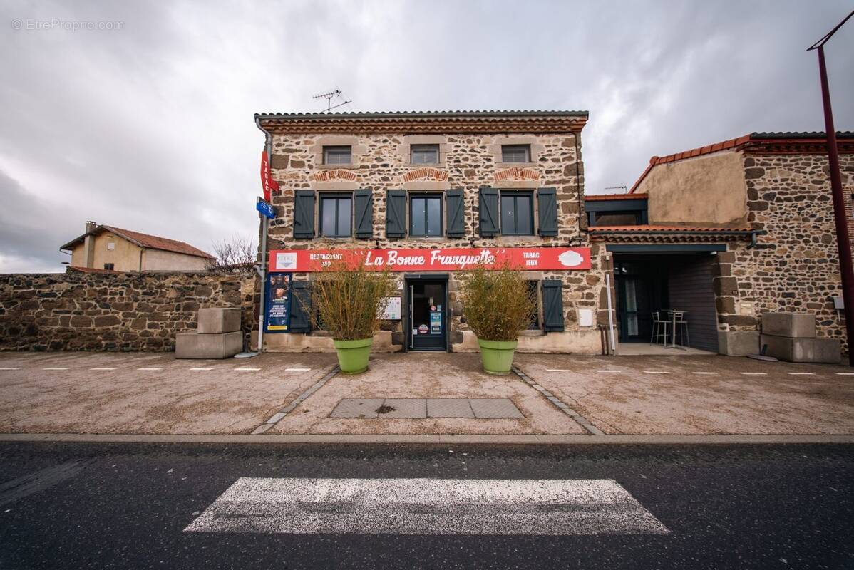 Maison à LA CHOMETTE