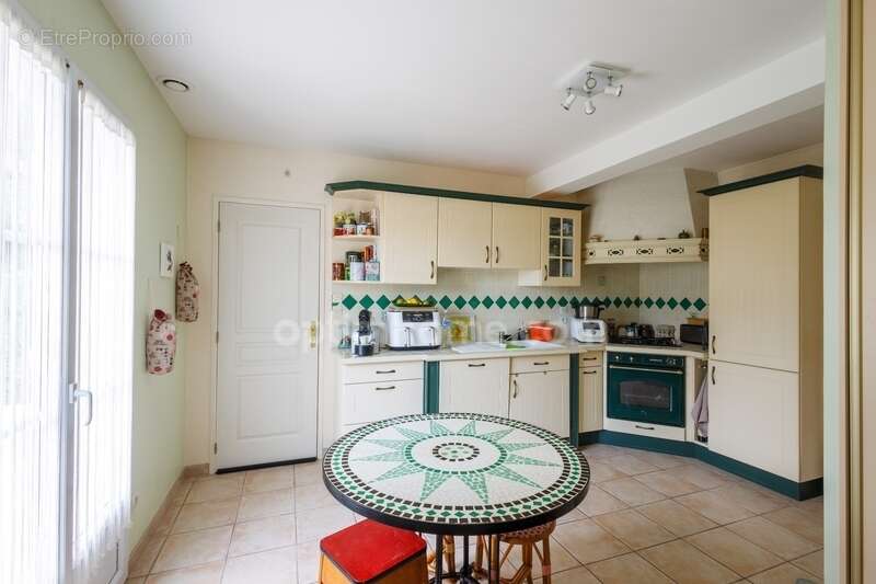 Maison à vendre proche Honfleur – 115 m² – 3 chambres – Terrain 757 m² – Vue Pont de Normandie - Terrasses - Garage - Carport -  - photo 3