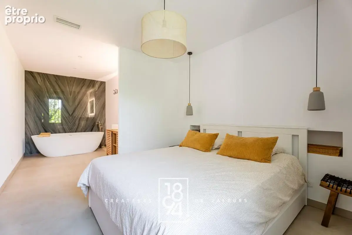 Maison de Ville - 116 m2 - Terrasse - Rénové - Coup de cœur - photo 8