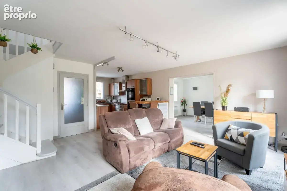 LENTILLY – Maison individuelle au calme dans commune prisée - photo 7