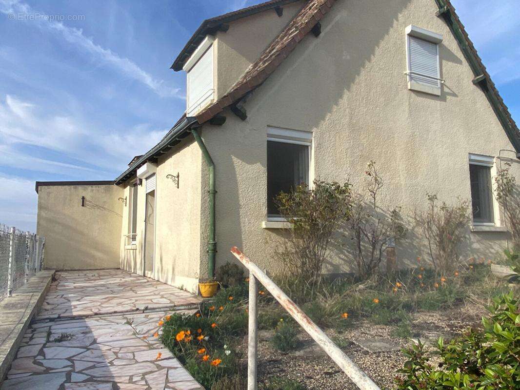 Maison Linge 5 pièce(s) 105 m2 - photo 2