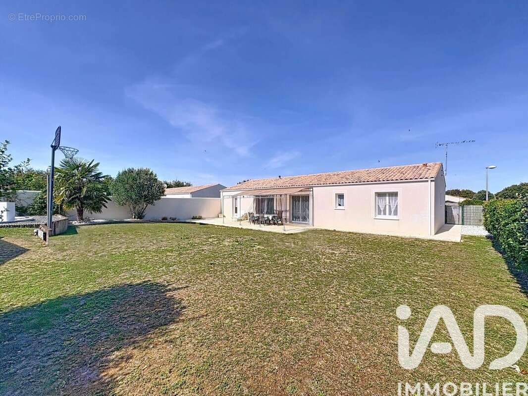 Photo 2 - Maison à SAINT-JEAN-DE-LIVERSAY