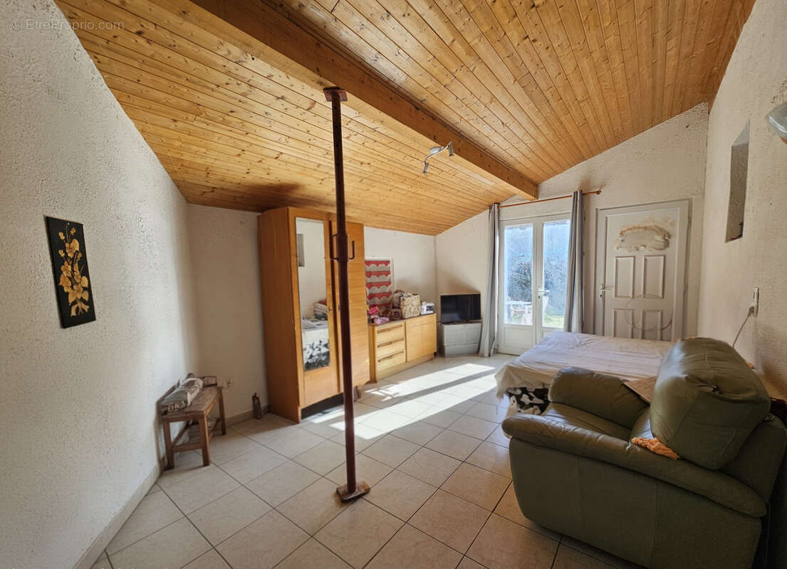 Appartement à ARTEMARE