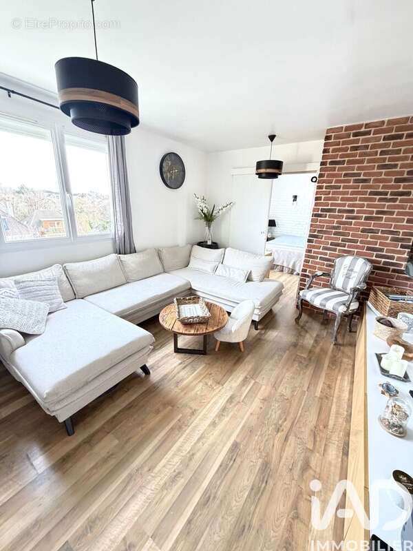 Photo 6 - Appartement à CORMELLES-LE-ROYAL