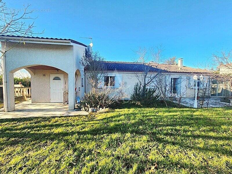 Maison à SAINT-JEAN