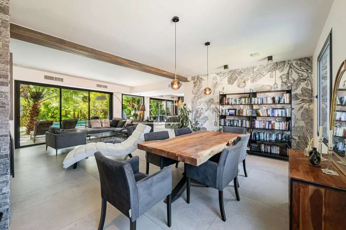 Maison à CANNES
