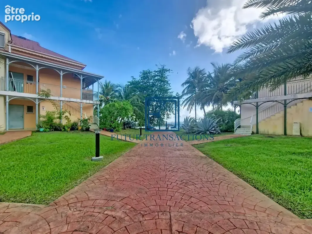 Le Gosier – T3 avec jardin privatif, piscine et accès direct à la plage - photo 15