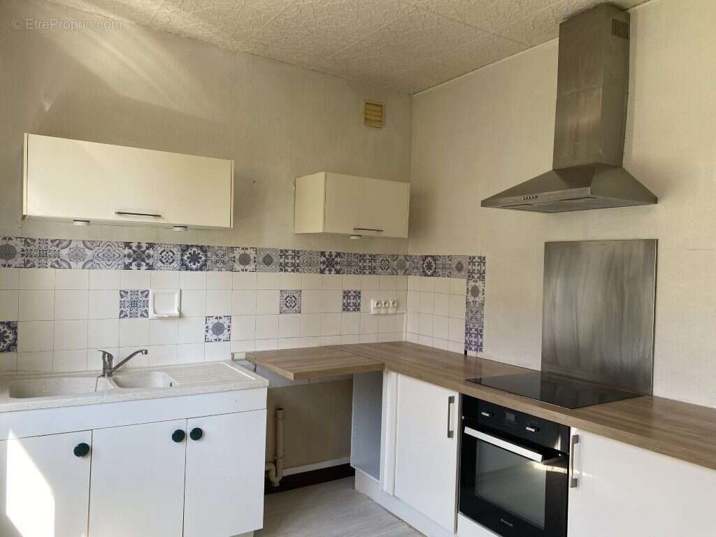 Maison à CHATEAUNEUF-LA-FORET