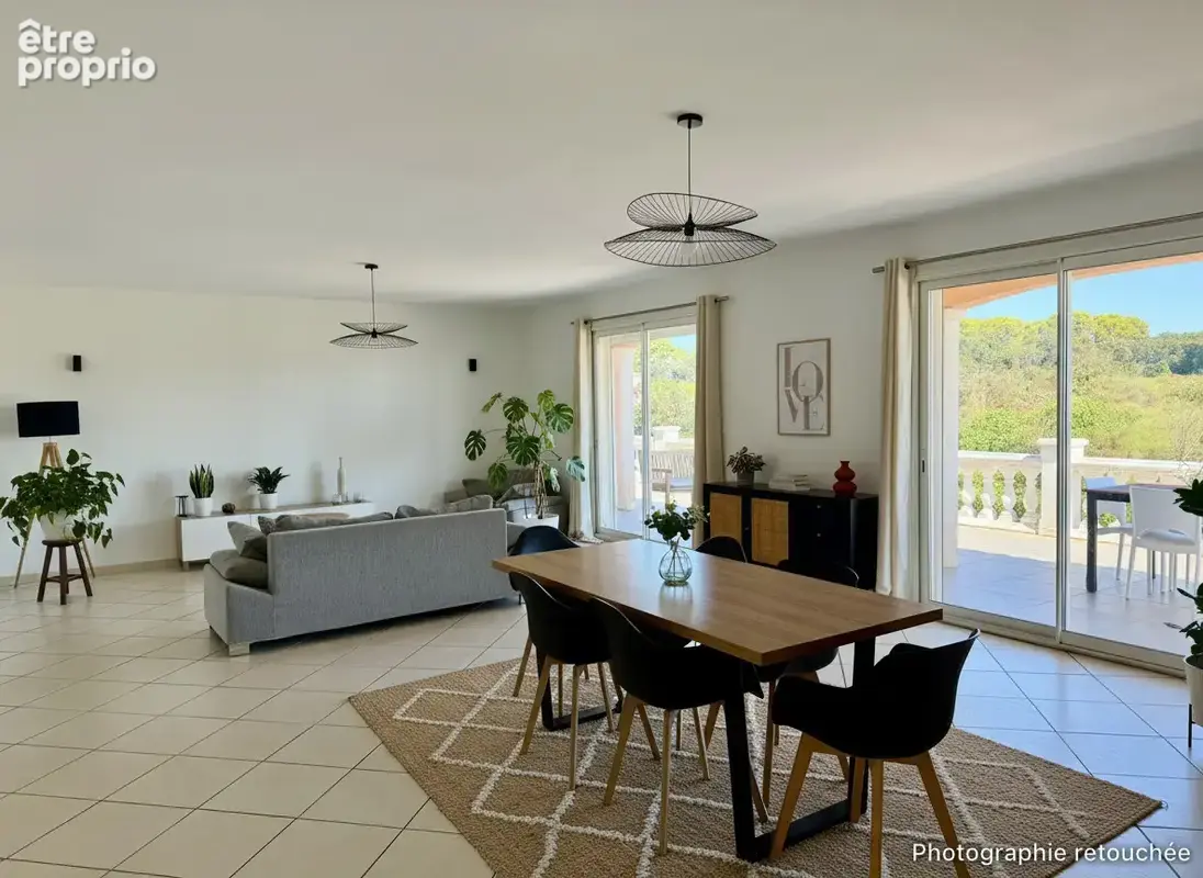 Saint-Gilles, villa dans un ensemble immobilier, T5 de plain pied lumineux avec jardin et terrasse - photo 4