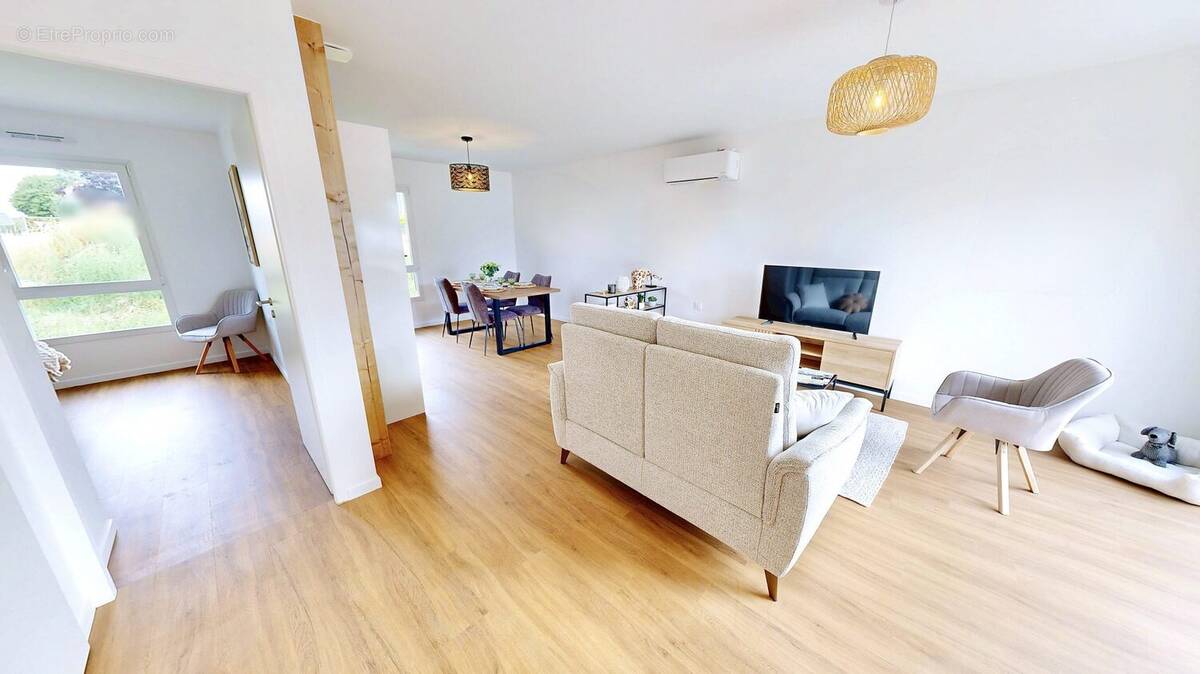 Maison à SAINT-MEEN-LE-GRAND