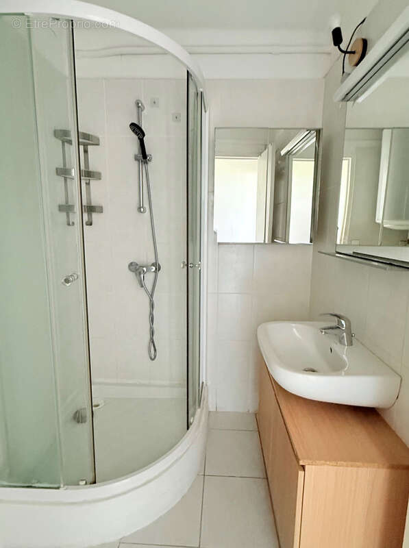 Beau T4 Traversant de 66m2 avec balcon - photo 10