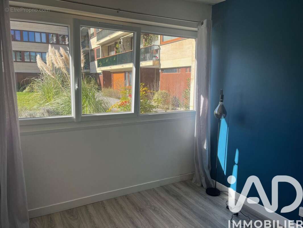 Photo 5 - Appartement à VILLE-D'AVRAY