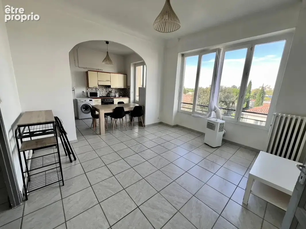 Appartement à BEAUCAIRE
