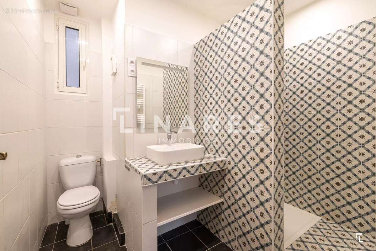 Appartement à MARSEILLE-5E