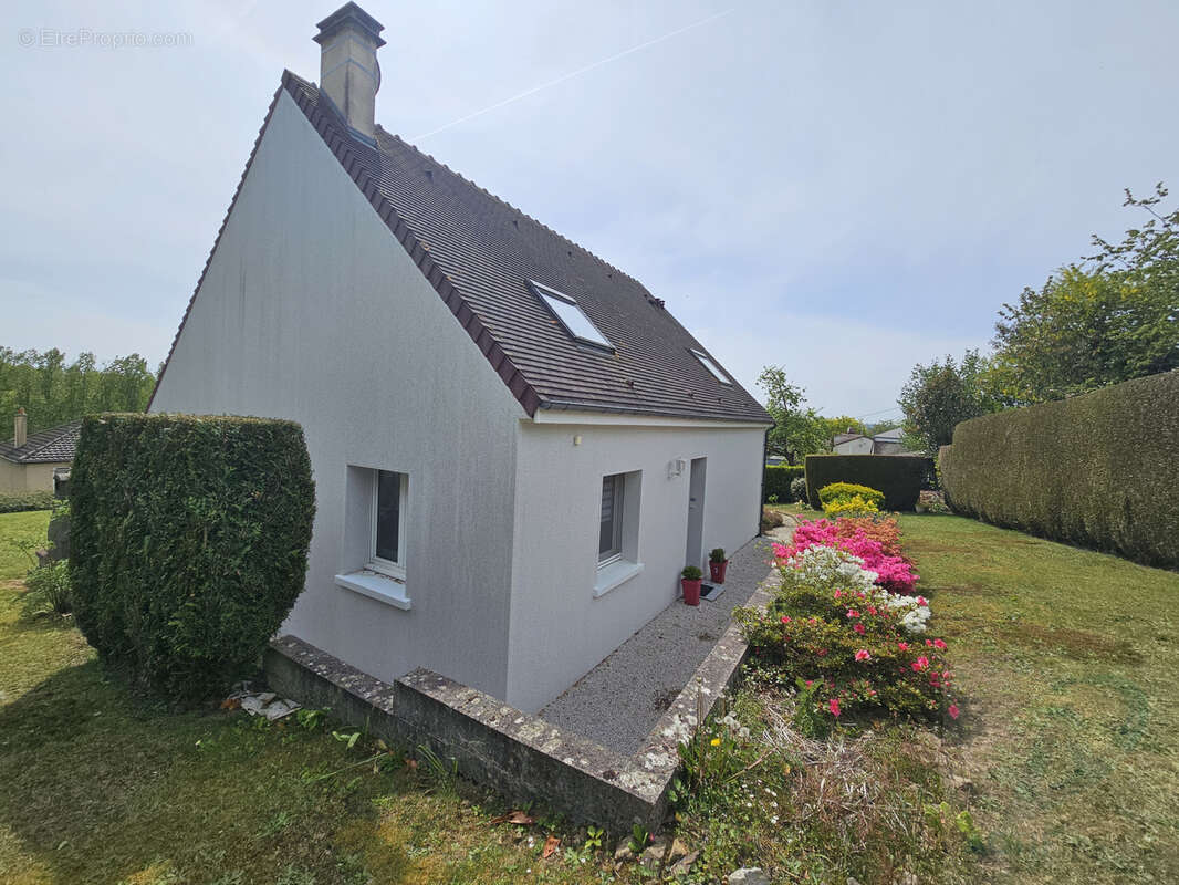 Maison à SAINT-GEORGES-DES-GROSEILLERS