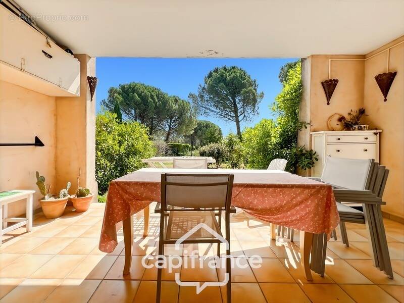 Appartement à MALLEMORT