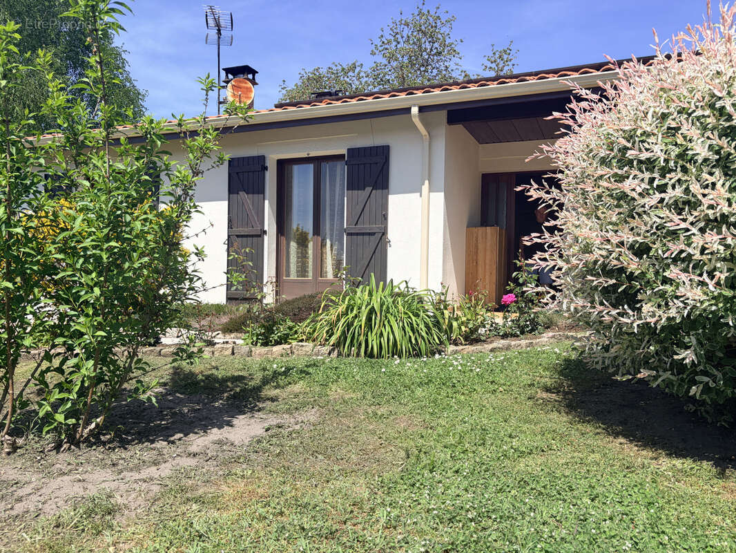 Maison à BROCAS