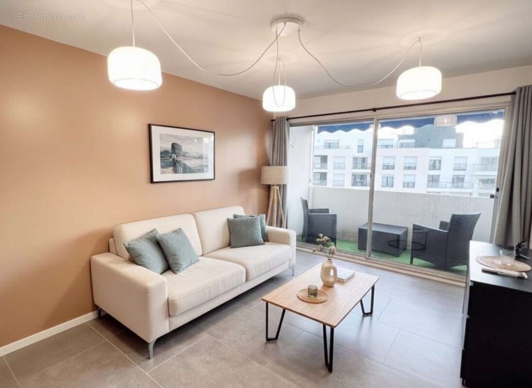 Appartement à COLOMBES