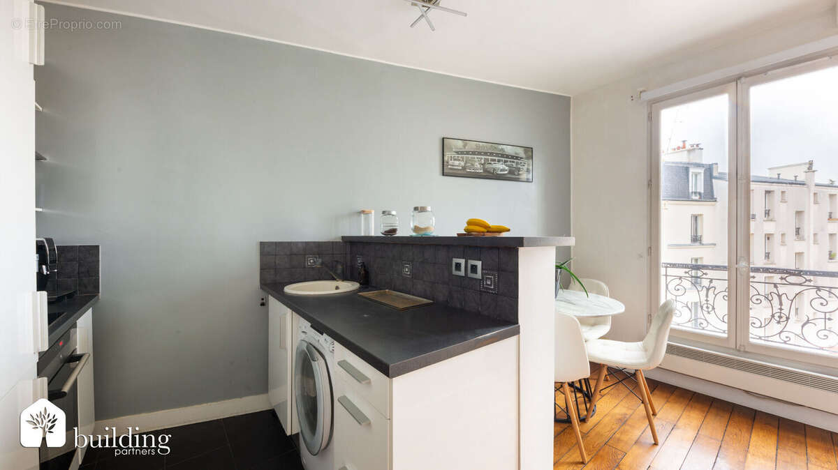 Appartement à LEVALLOIS-PERRET