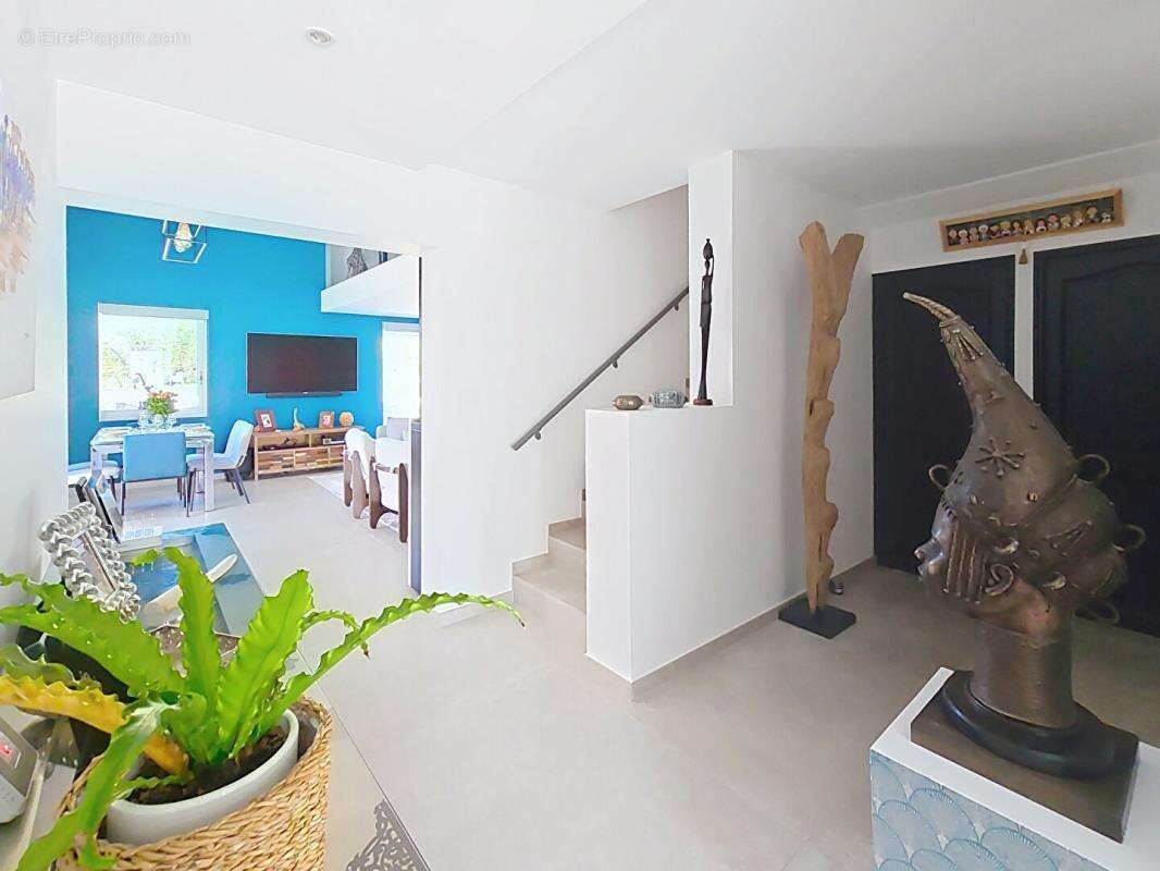 Maison à SIX-FOURS-LES-PLAGES