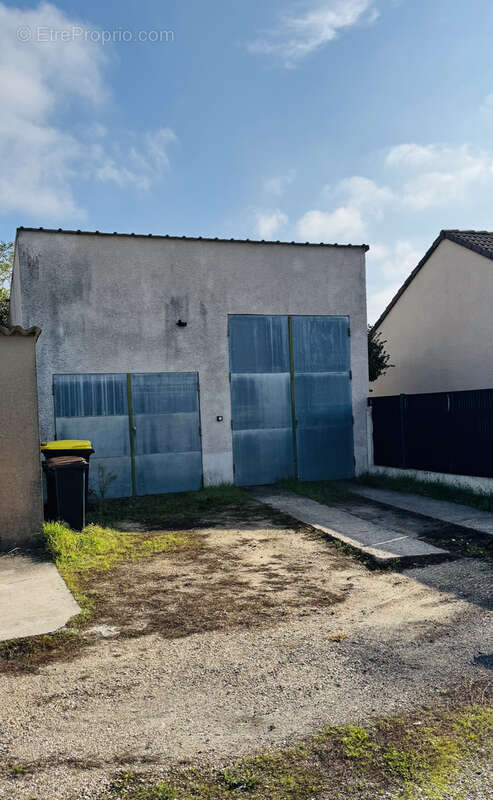 Maison à AMILLY