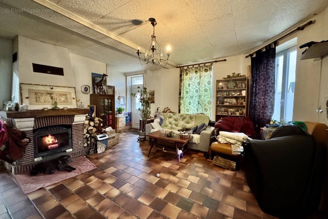 Maison à LA BUSSIERE