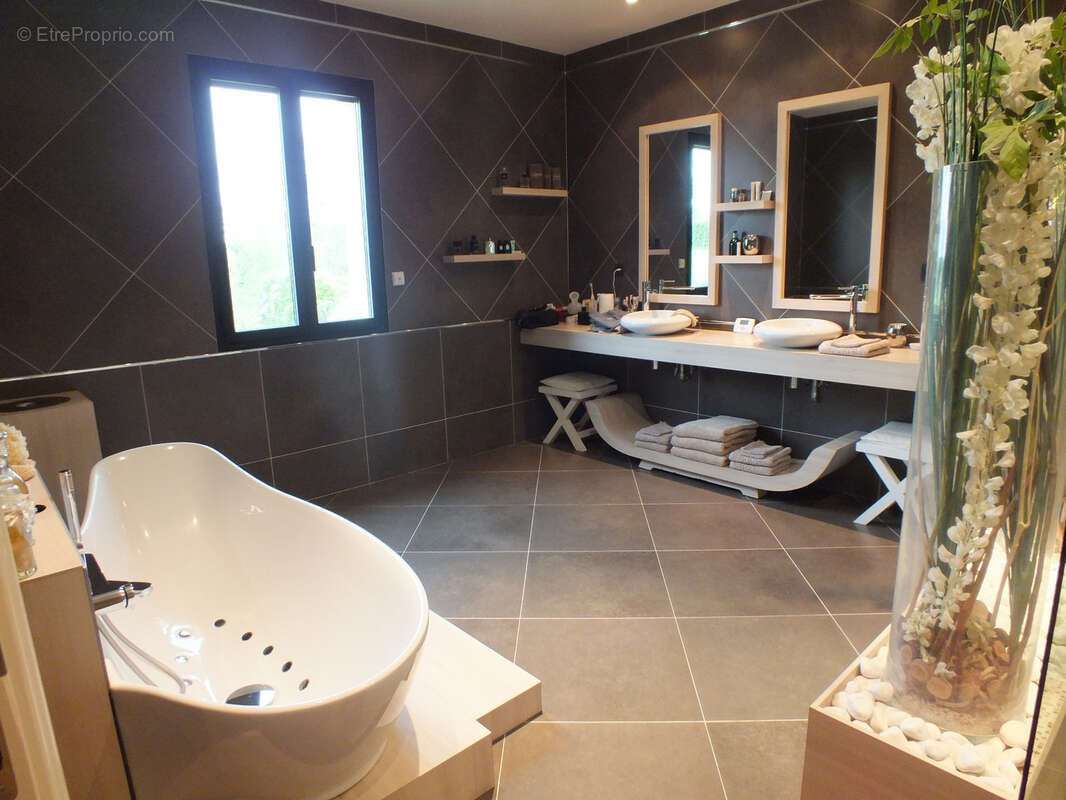Propriété à vendre 17 pièces proche de SEMUR EN AUXOIS (21) - photo 58