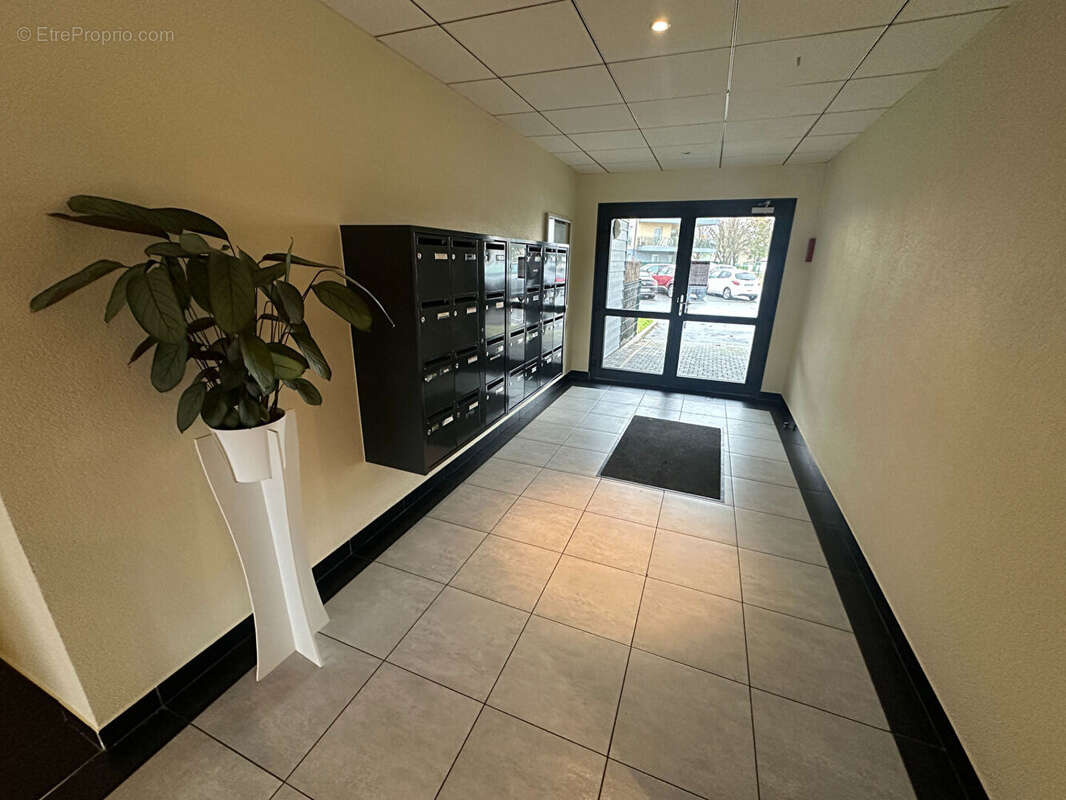 Appartement à AMNEVILLE