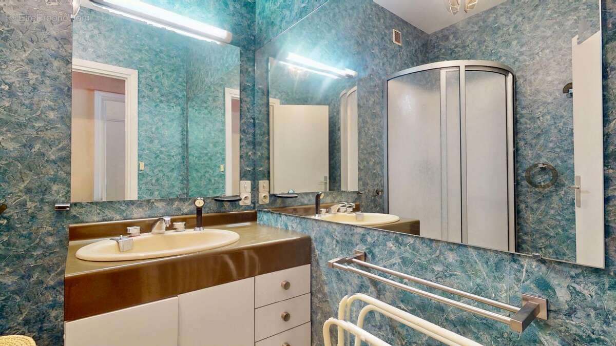 Appartement à LYON-5E