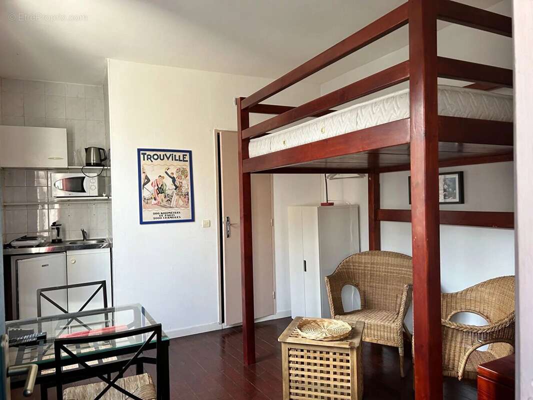 Appartement à TROUVILLE-SUR-MER