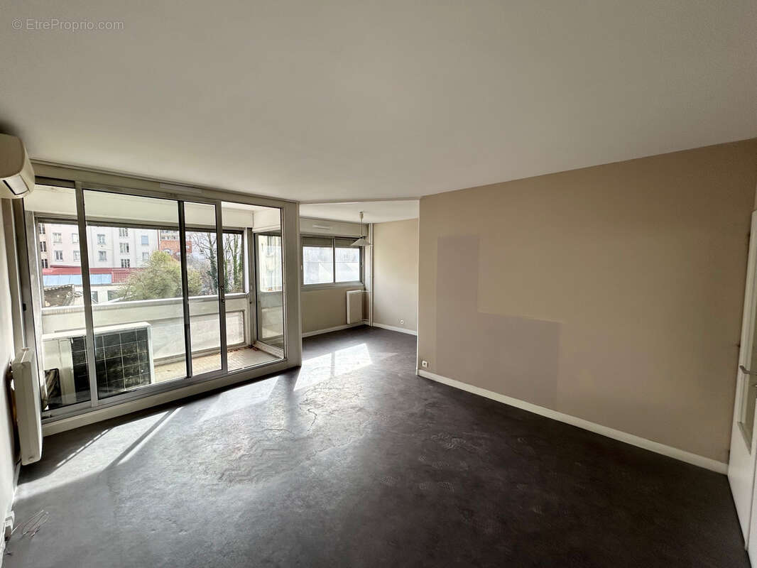 Appartement à LYON-7E