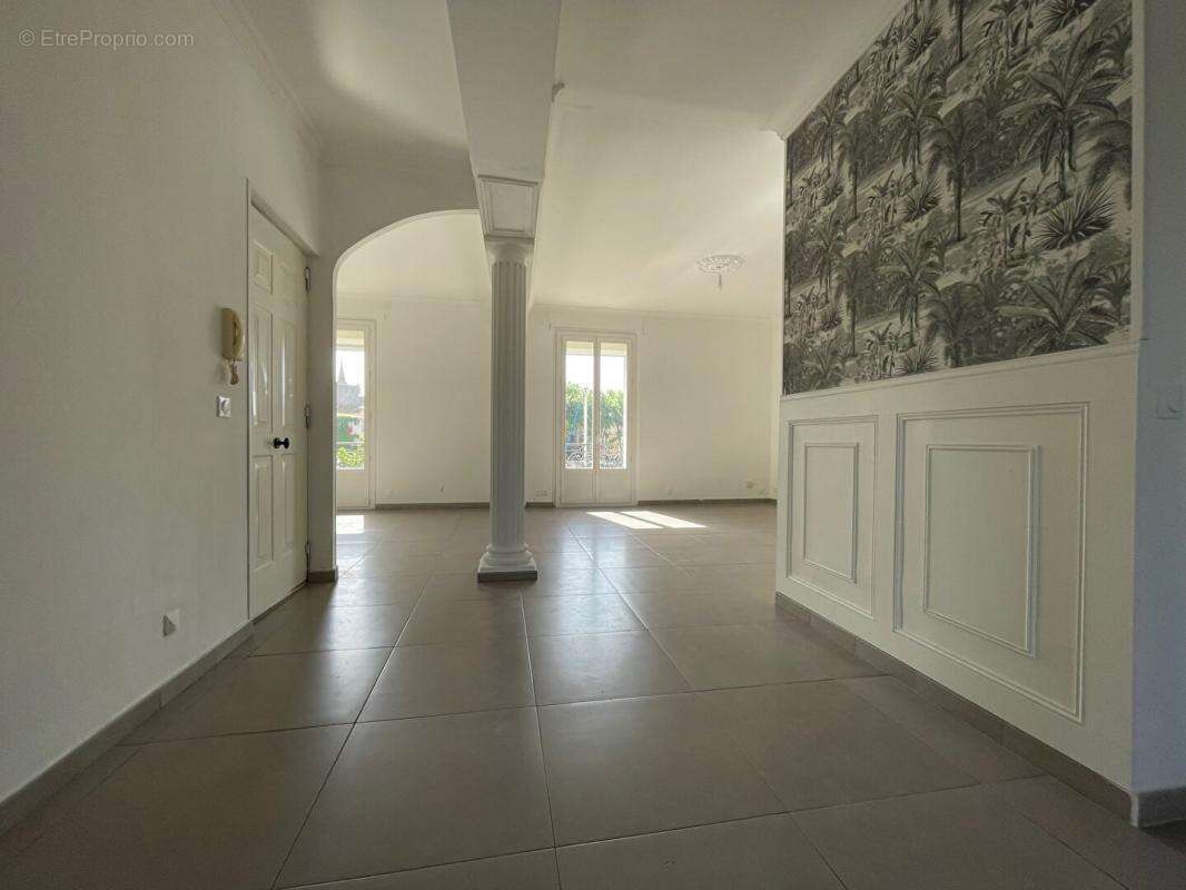 Appartement Agde 4 pièce(s) 108 m2 - photo 5