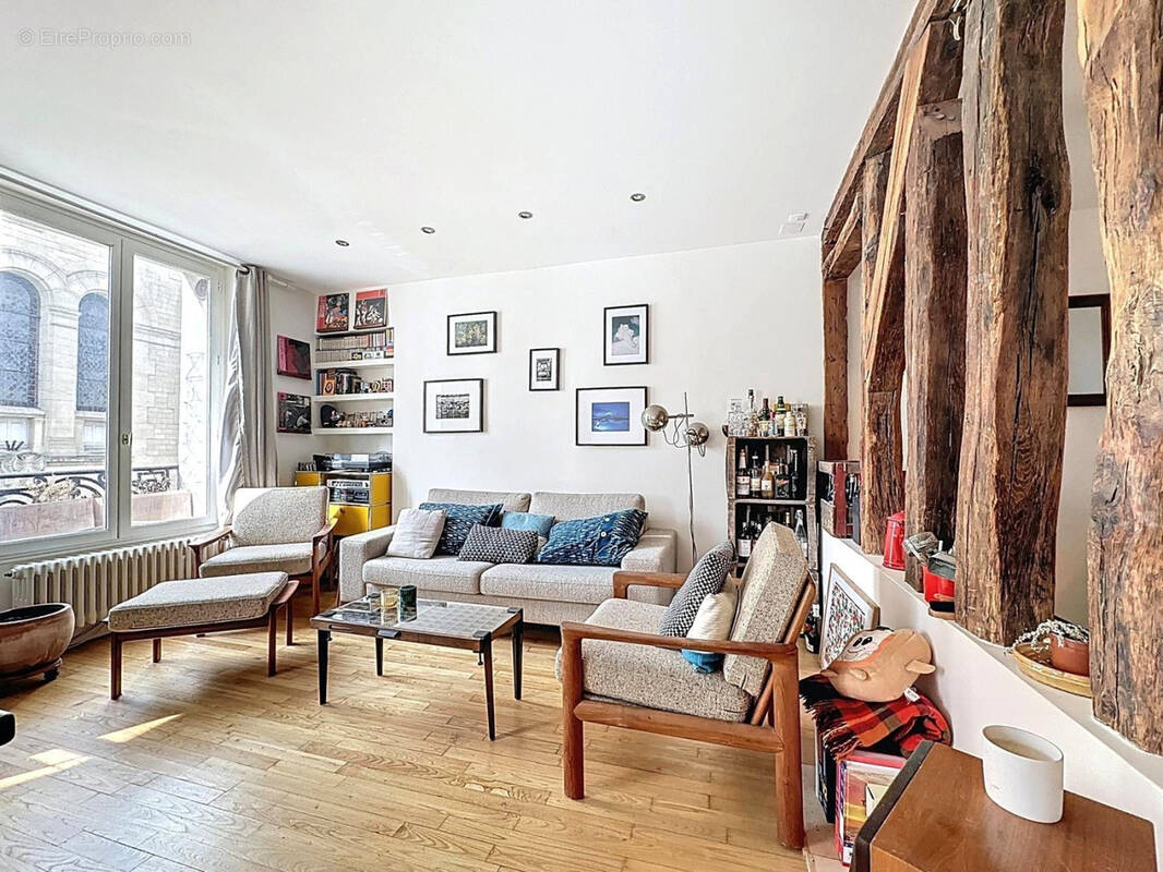 Appartement à PARIS-20E