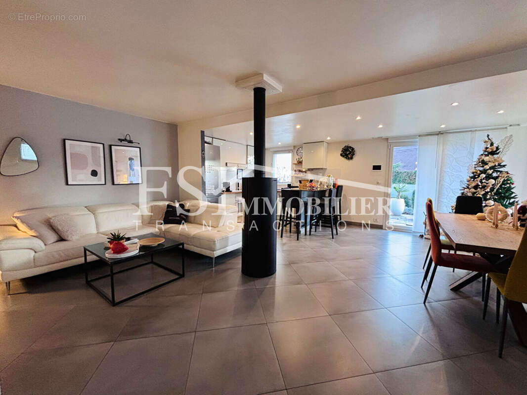 Maison à SAINT-LEU-LA-FORET