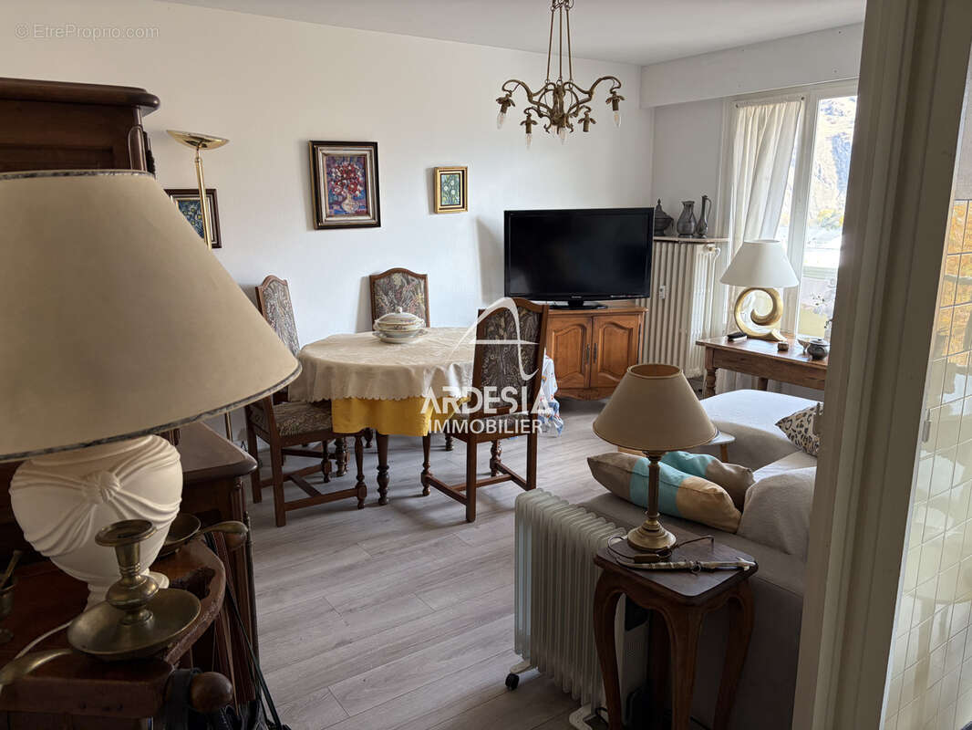 Appartement à SAINT-JEAN-DE-MAURIENNE