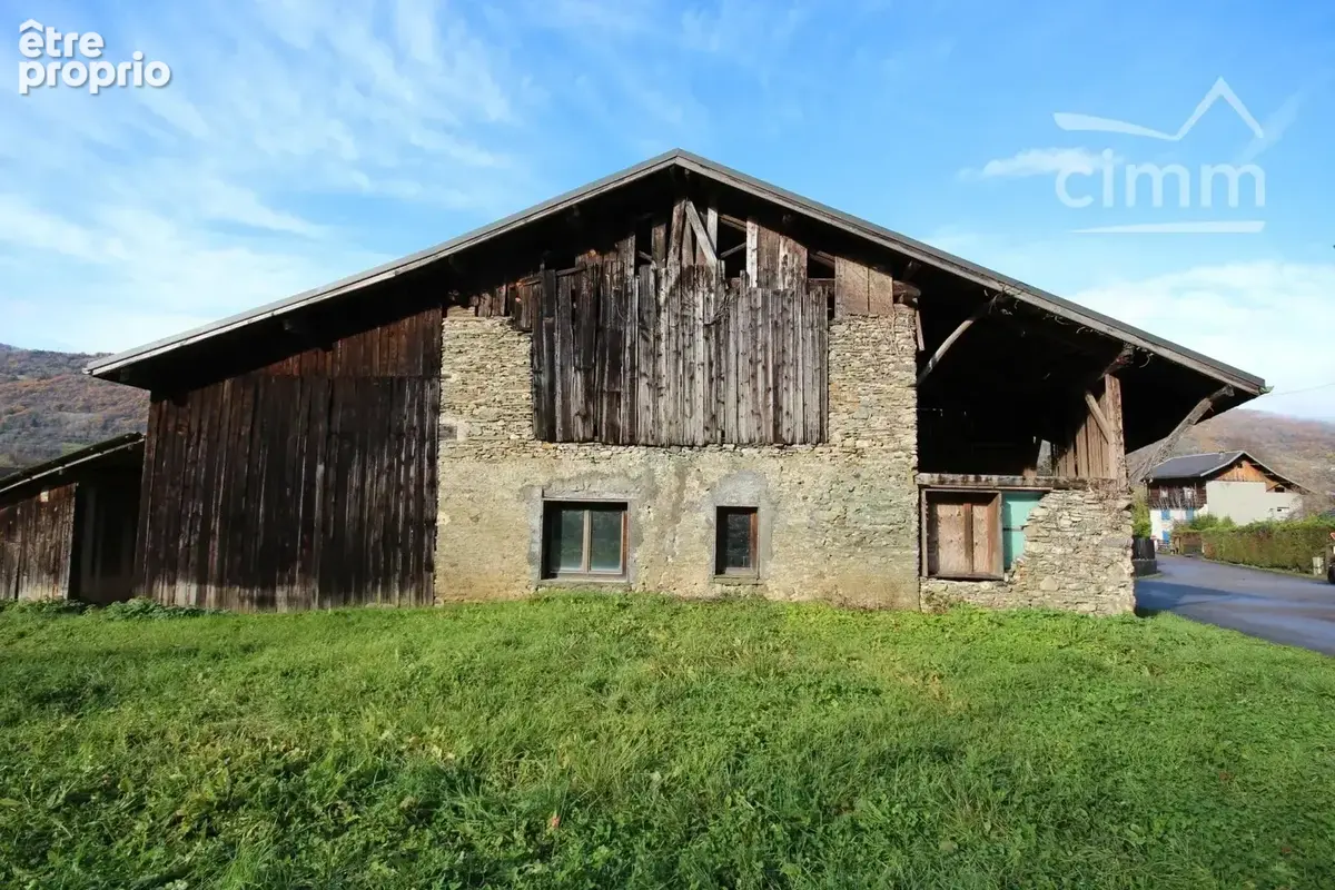 A vendre grange sur terrain de 1170 m2 villard leger 73390 - photo 2