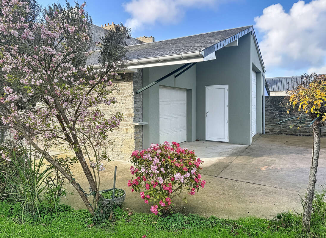 Maison à EQUEURDREVILLE-HAINNEVILLE