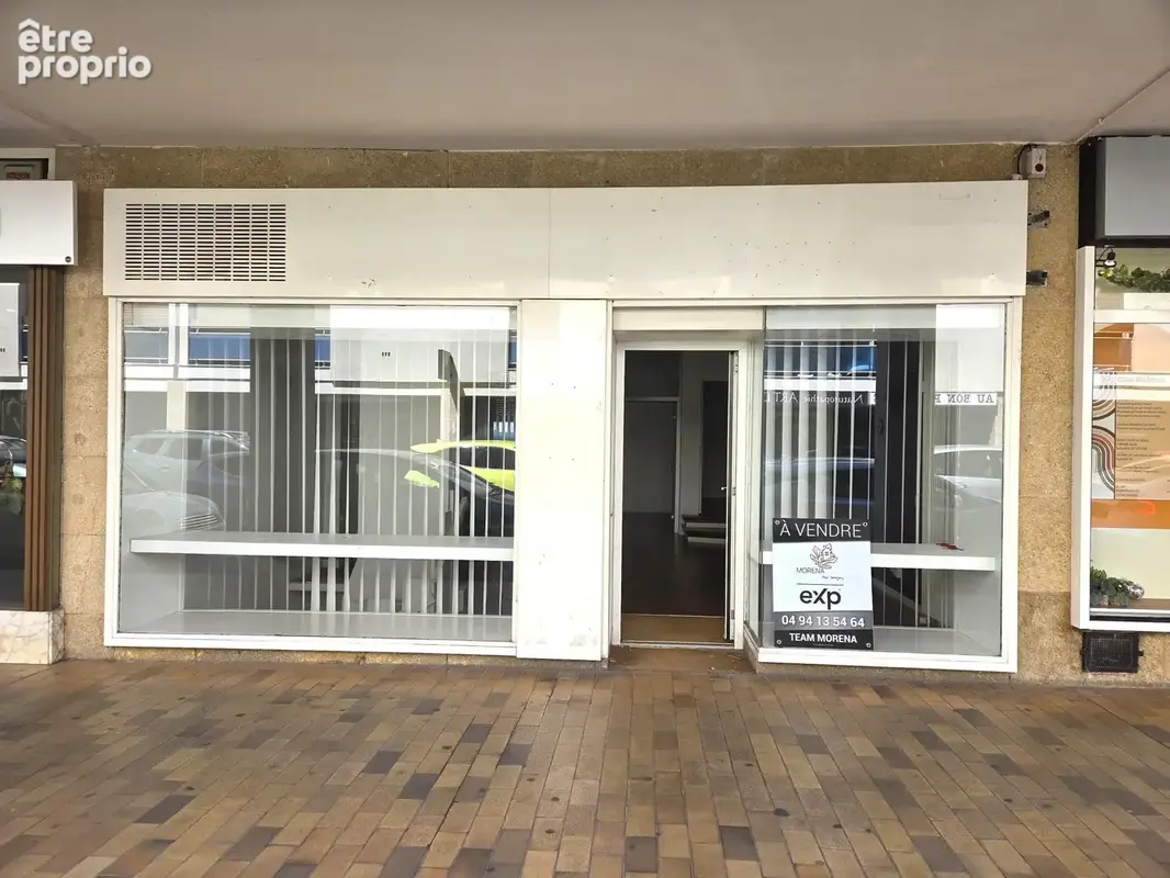 Commerce 96 m² à vendre à Hyeres (83400) - photo 3