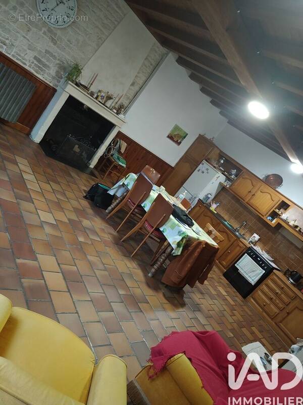 Photo 1 - Maison à SALEIGNES